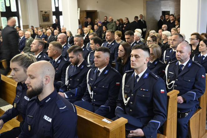Młody policjant zginął w potwornym wypadku. Pogrzeb Kacpra Mierzejewskiego