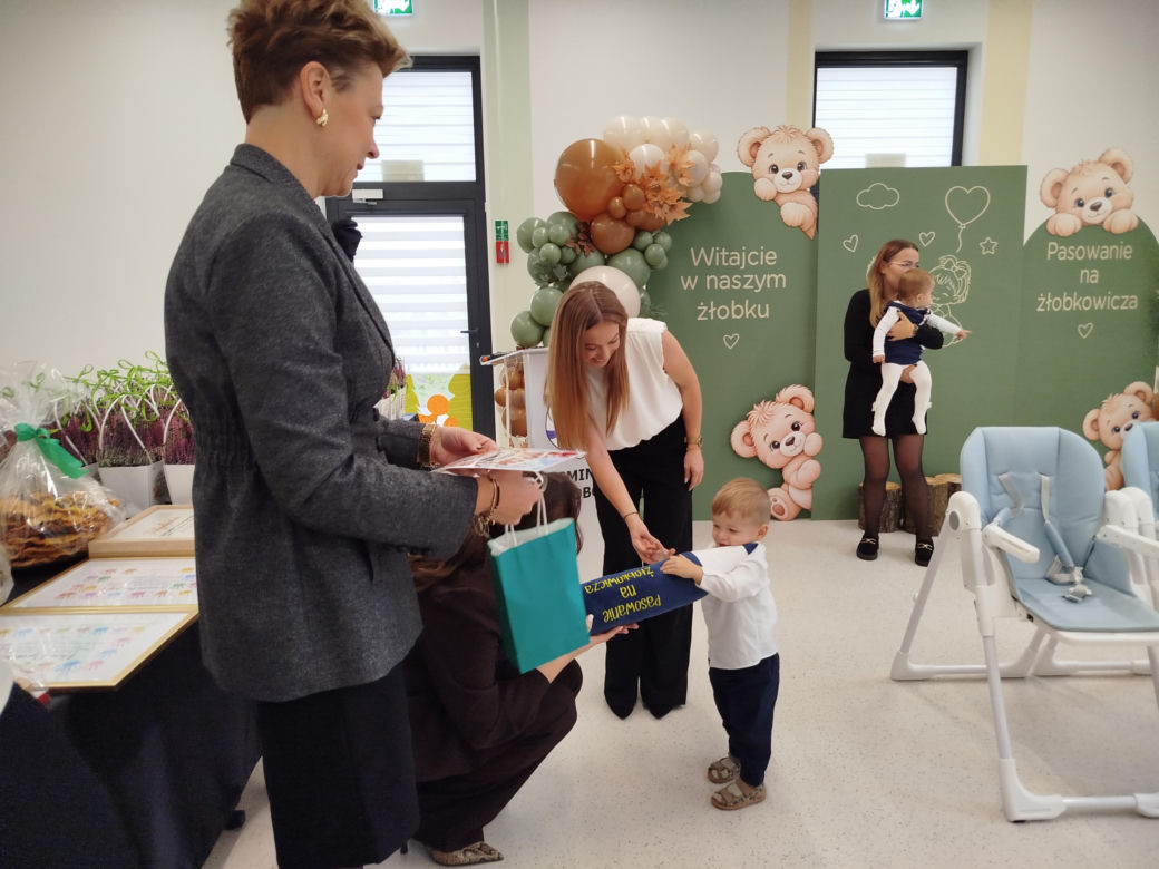 Otwarcie Żłobka w Mokobodach i pasowanie na żłobkowicza