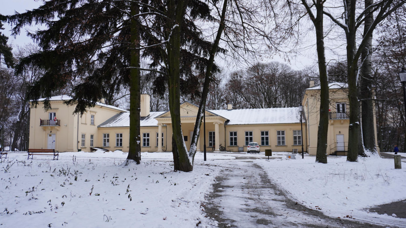 Pomysł na jednodniową wycieczkę niedaleko Lublina. W Garbowie możesz podziwiać kościół w stylu neogotyckim i dworek kupiony od rodziny Czartoryskich! 