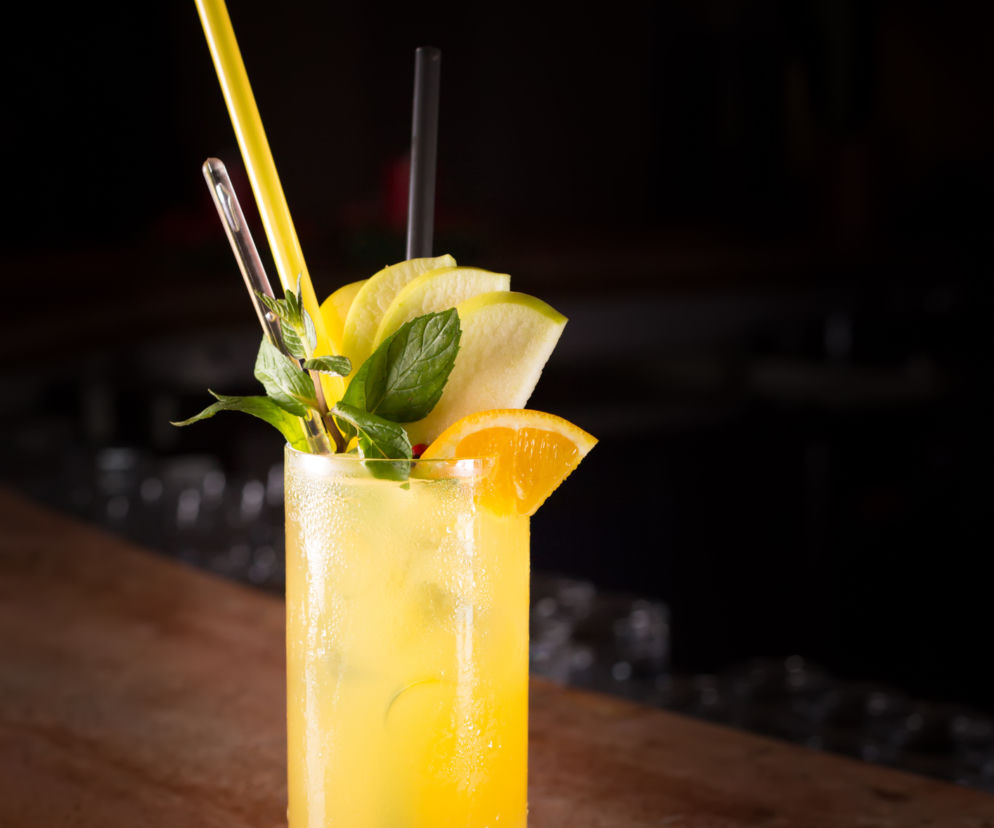 Orange cooler: niskokaloryczny drink na sylwestra