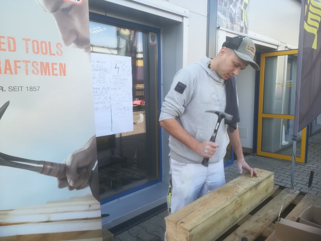 I Mistrzostwa Szczecina we wbijaniu gwoździ na czas
