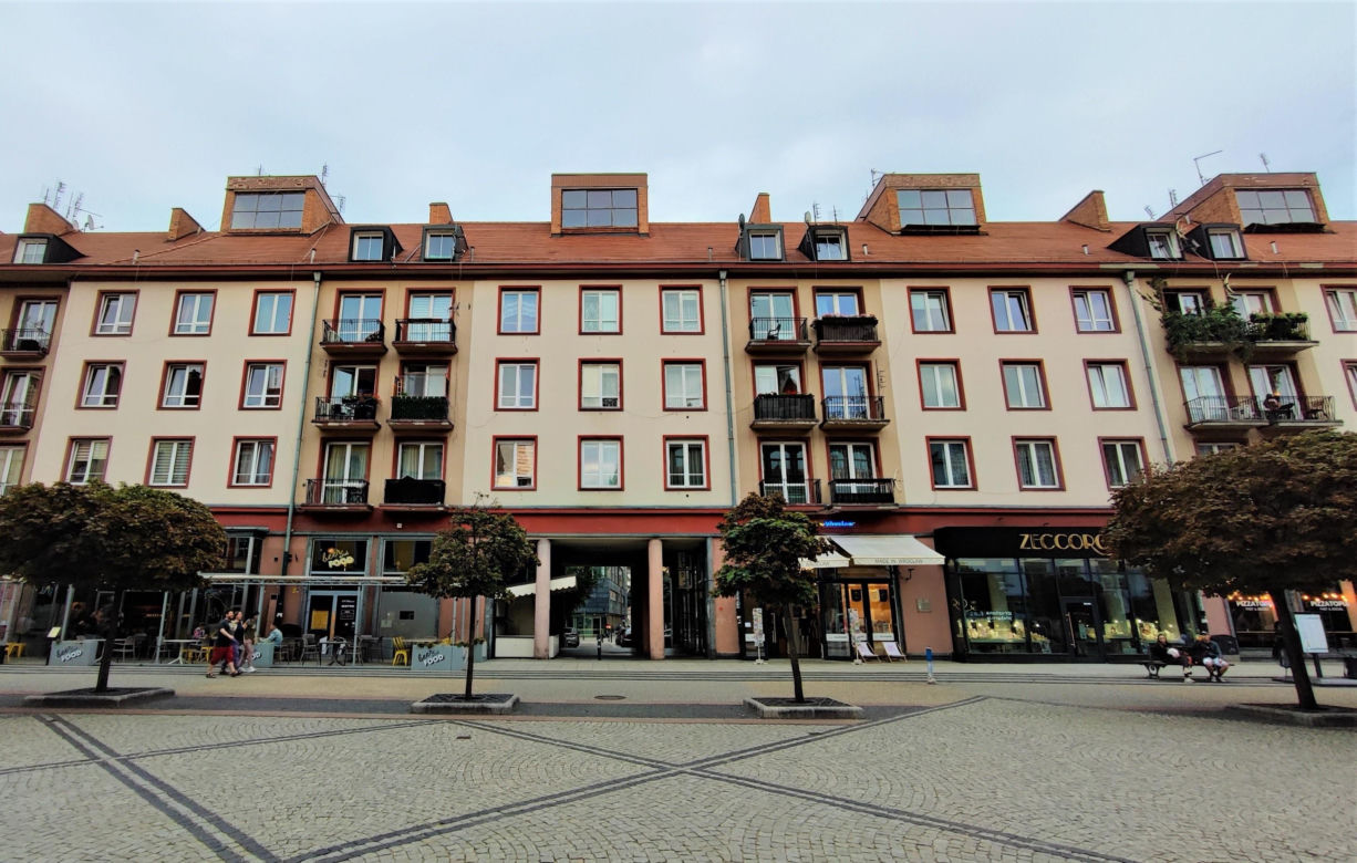 PRL we Wrocławiu wciąż żyje! Te miejsca przeniosą cię w czasie