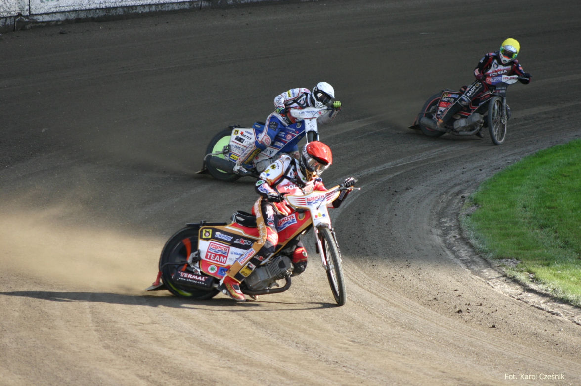 Zaplecze Kadry Juniorów na Motoarenie. Młodzieżowcy rywalizowali w Toruniu - dzień 1