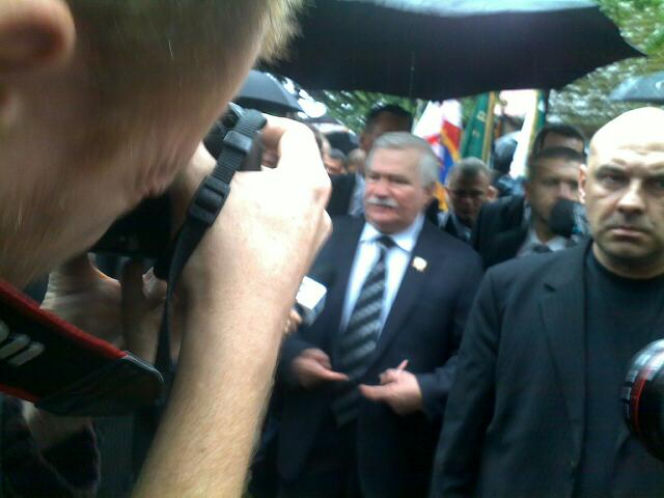 Pogrzeb Andrzeja Leppera - Lech Wałęsa na pogrzebie Leppera
