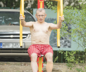 Senator Krzysztof Kwiatkowski. Biega, skacze, ćwiczy, pływa
