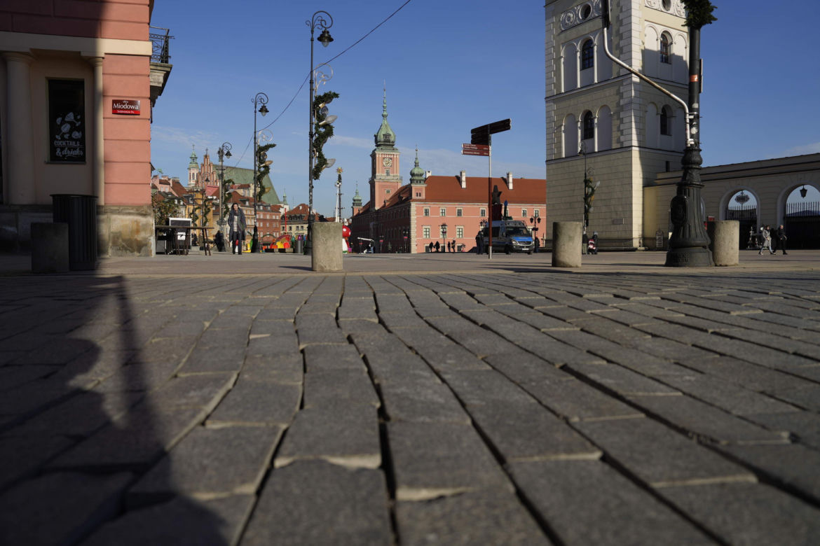 Nawierzchnia na Krakowskim Przedmieściu w Warszawie