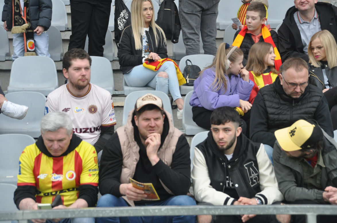 Tak dopingowali kibice na meczu Korona Kielce - Radomiak Radom