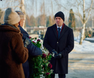 Podczas pogrzebu rodziców Alana Mariuszowi kompletnie puszczają nerwy.