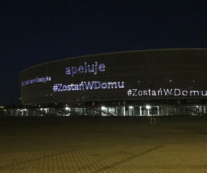 Laserowy pokaz na Stadionie Wrocław. To podziękowania dla medyków!