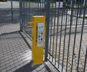 W Ełku zamontowali bezdotykowe stanowiska do dezynfekcji rąk [ZDJĘCIA]