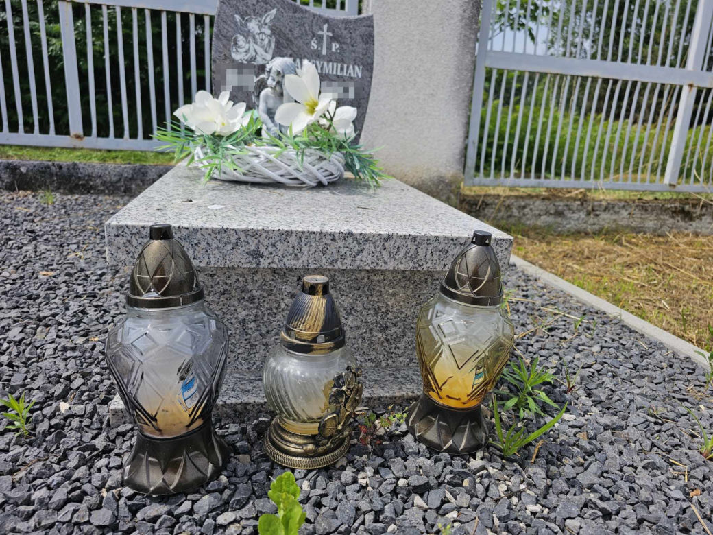 Podkarpackie. Maksiu miał tylko 6 miesięcy, kiedy został zamordowany. Grób chłopca [GALERIA]
