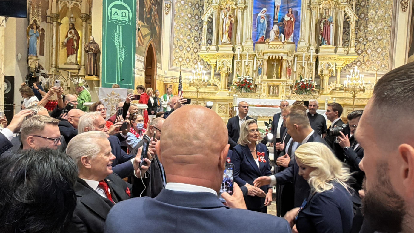 Greenpoint świętował z prezydentem RP. Powitano go wyjątkowym chlebem!