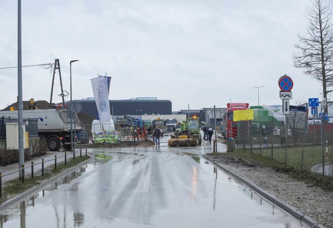 Budowa zajezdni na Annopolu opóźniona. Tramwajarze nie mogą się przeprowadzić