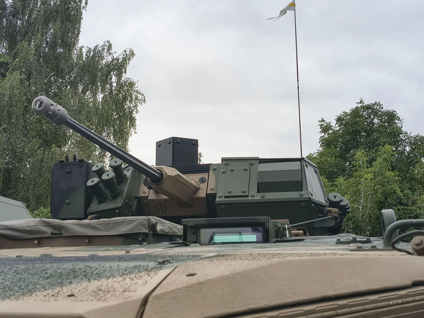 Armaty Bushmaster z polskiej fabryki. Huta Stalowa Wola i Northrop Grumman podpisały strategiczne porozumienie