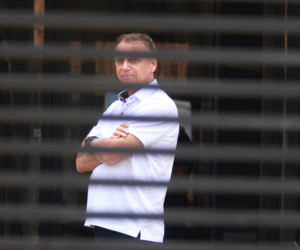 Był prezydent próbował uciec z aresztu! Użył lutownicy