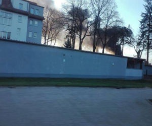 Pożar składowiska opon w Lubaniu