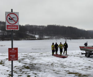 Symulacja akcji ratunkowej na zbiorniku Korzeń w Skrzyszowie