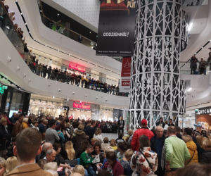 Dzikie tłumy w Galerii Libero. Centrum handlowe świętowało urodziny. Była też loteria 
