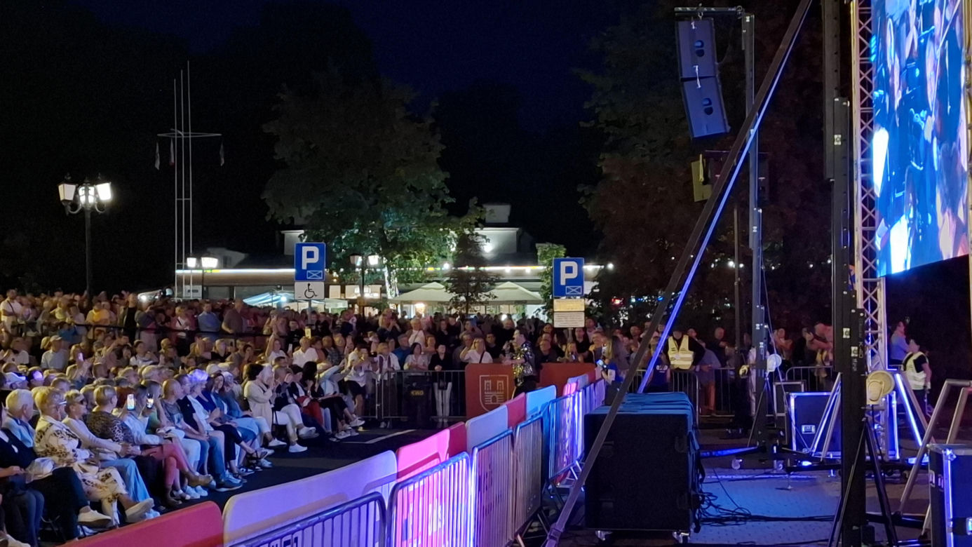 Największe przeboje z lat 70. i 80. rozbrzmiały w Kaliszu. Za nami Święto Rzeki Prosny