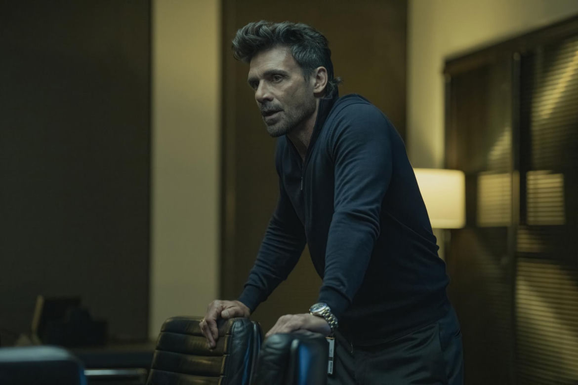 Frank Grillo jako Rick Flag Sr.