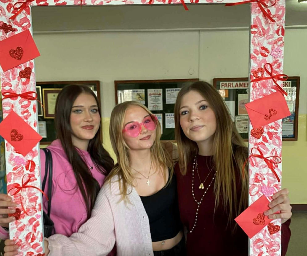 Walentynki 2026 w II Liceum Ogólnokształcącym w Starachowicach. Tak bawią się młodzi