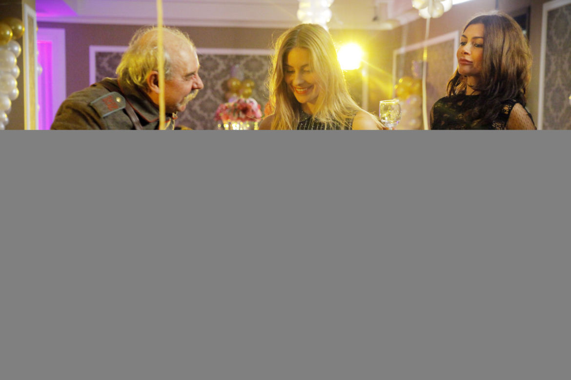 Powiedz TAK! odc. 2. Basia (Katarzyna Zawadzka), wuj Kruszyna (Jerzy Rogalski), Dorota (Ewa Bukowska)