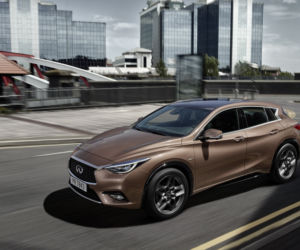 Infiniti Q30