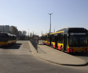 Metro wykosi autobusy z Bemowa. Pasażerowie są wściekli 