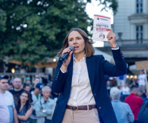 Donald Tusk ostrzega przed polexitem. Jest odpowiedź europosłanki Anny Bryłki z Konfederacji