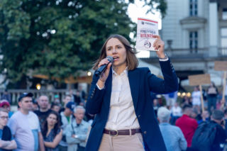 Donald Tusk ostrzega przed polexitem. Jest odpowiedź europosłanki Anny Bryłki z Konfederacji