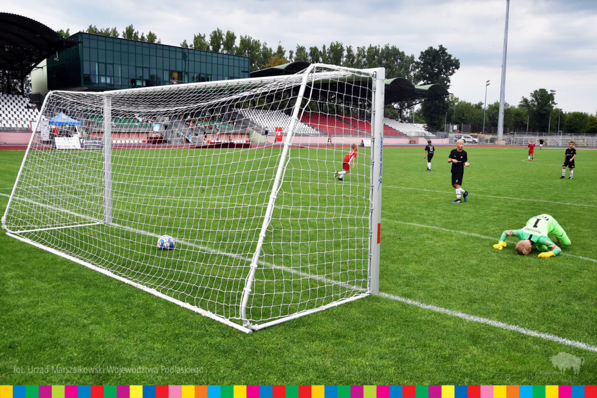 Jagiellonia Białystok z pucharem od marszałka i kibiców [ZDJĘCIA]