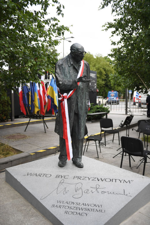 Odsłonięcie pomnika Władysława Bartoszewskiego w Sopocie [ZDJĘCIE]