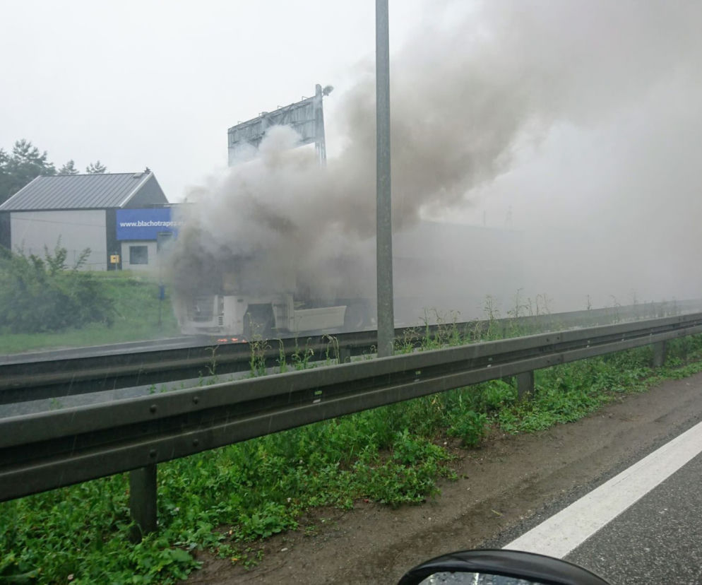 Pożar tira na Zakopiance