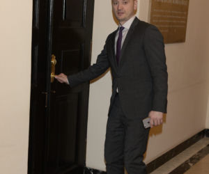 Poseł PO mnie skopał i zwyzywał! Iwona Arent, Sławomir Nitras