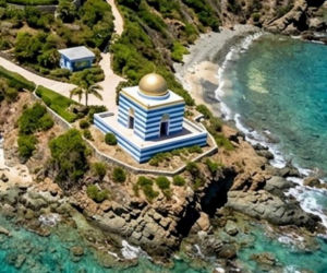 ajemnicza świątynia na wyspie Epsteina. Co tam się dzialo?