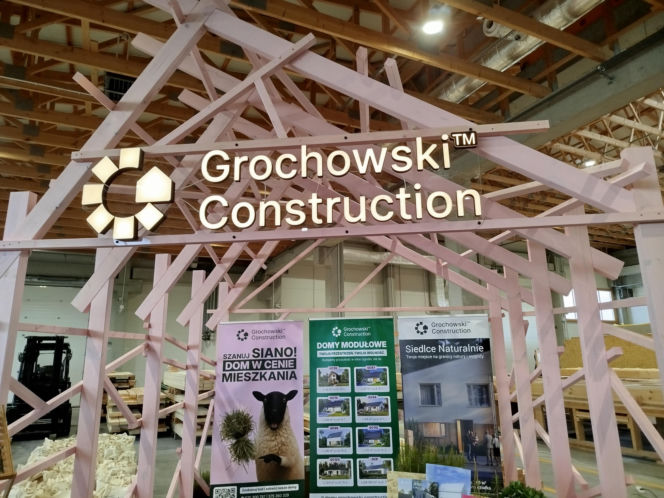 Fabryka drewnianych domów modułowych w Jagodnem już po oficjalnym otwarciu! Firma inwestuje w rozwiązania ekologiczne