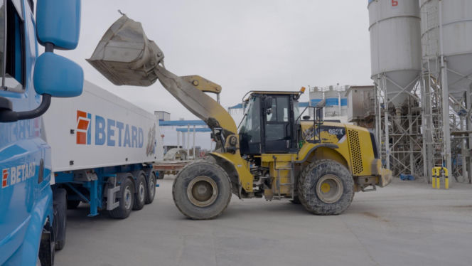 Maciej Janowski porzucił motocykl dla 10-tonowej bestii! Groziła mu praca na etacie