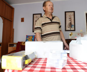 Zadzwonili do drzwi i wcisnęli mi leki