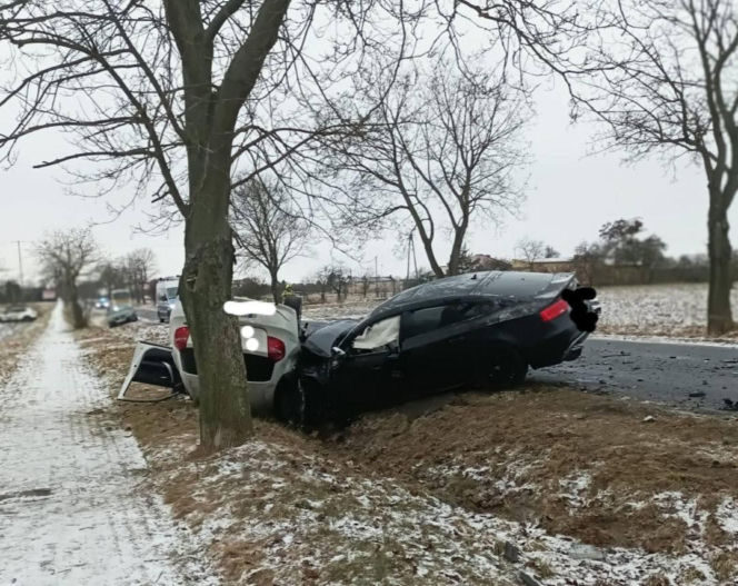 Poruszający apel po wypadku w Choceniu. "Zginęła moja ciężarna żona"