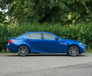 Lexus IS300h F SPORT