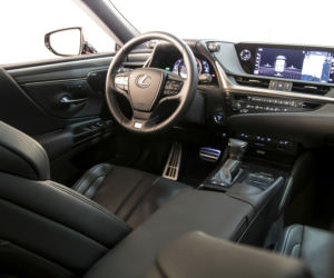 Lexus ES 300h F Sport