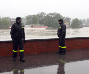 Tak Kraków walczył z ogromną powodzią w 2010