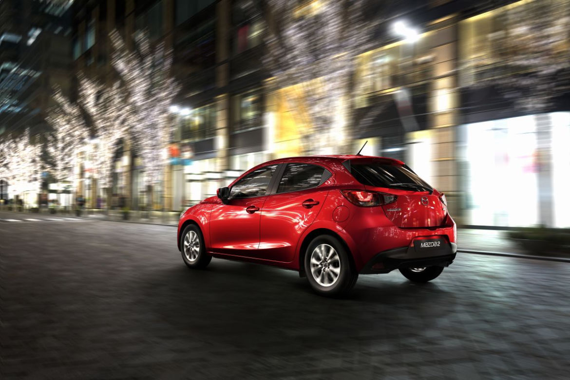 Mazda 2 2015