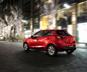 Mazda 2 2015