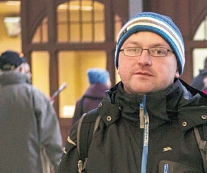 Bieńkowska szydzi ze zmarzniętych pasażerów