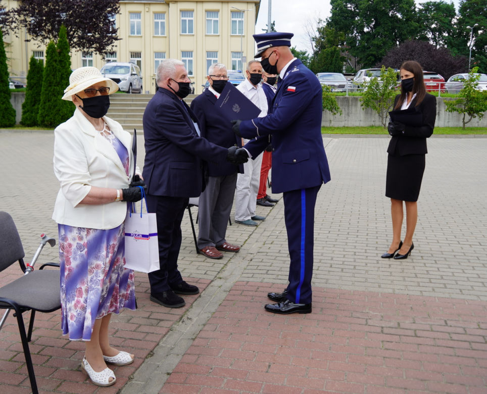 Ślubowanie policjantów w Bydgoszczy. Zdjęcia z uroczystości