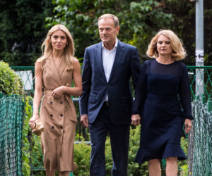 Kasia Tusk czy Kinga Duda. Która się lepiej ubiera?  