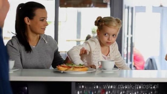 M jak miłość. Basia (Gabrysia Raczyńska), Madzia (Anna Mucha)