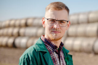 Przed programem korzystał z aplikacji randkowych. Karol o swoim starcie w Rolnik szuka żony 