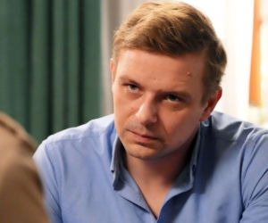 Barwy szczęścia, odc. 3331. Maciej Wilk (Adam Szczyszczaj), Hubert (Marek Molak)